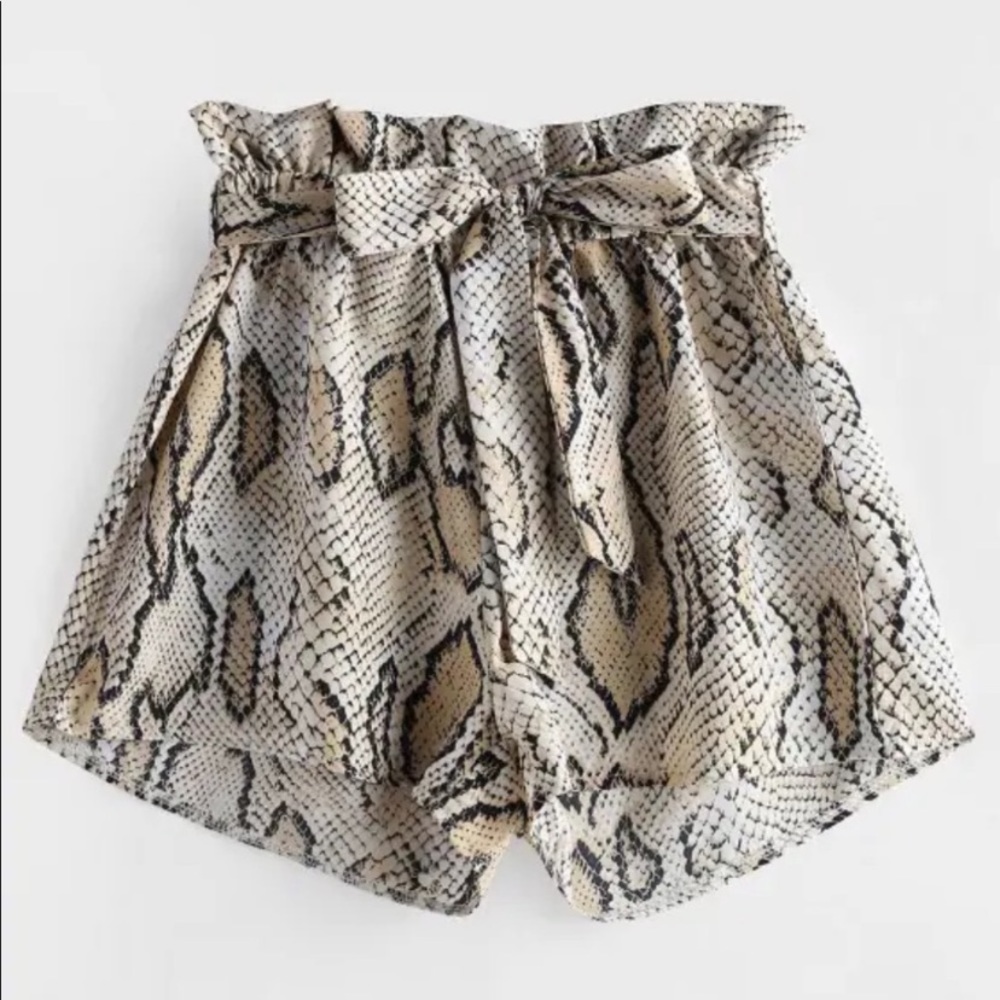 Paperbag shorts